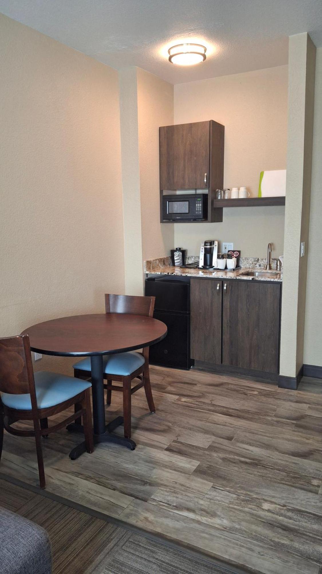 Island Suites Lake Havasu City Eksteriør billede